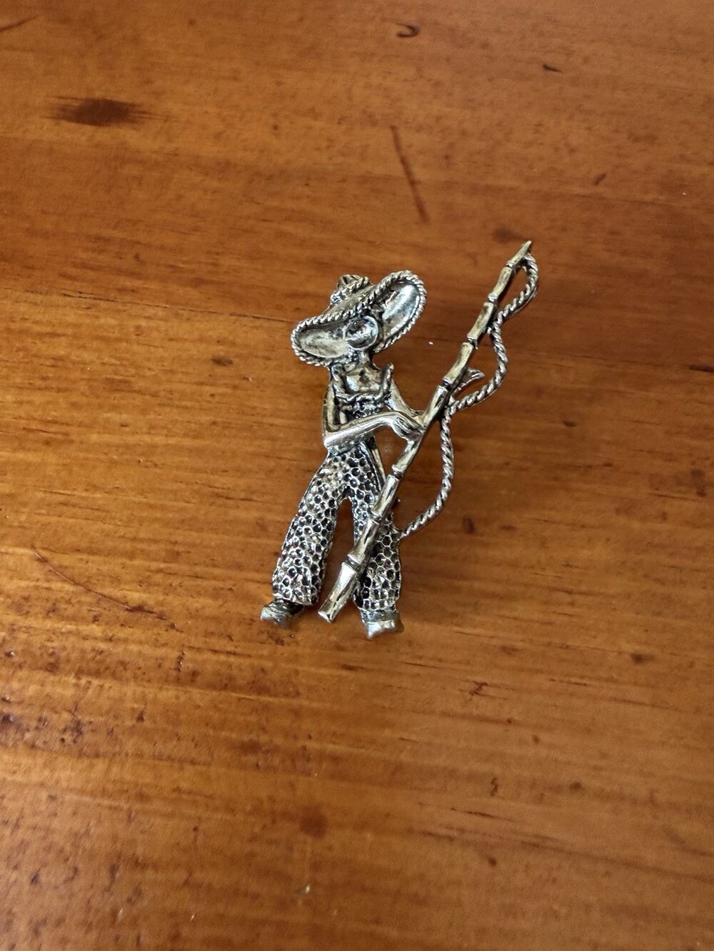 Vintage Sterling Silver Mexican Folkloric Vaquero Brooch Sombrero Caricature Pin